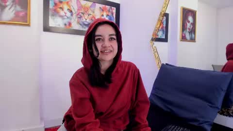 LucyWalkeer online show from 28, 6, 2026