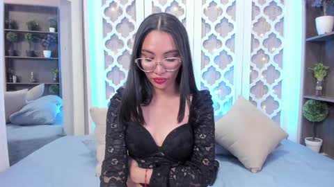 Lucy Liiu online show from 10, 3, 2025