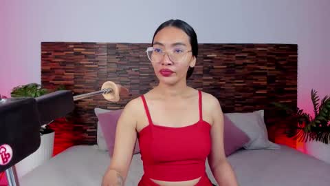 Lucy Liiu online show from 17, 3, 2026