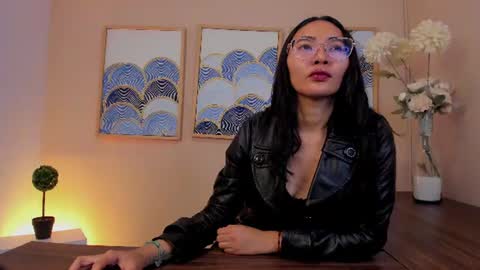 Lucy Liiu online show from 18, 7, 2026