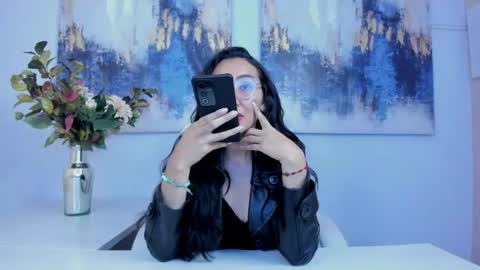 Lucy Liiu online show from 7, 8, 2026