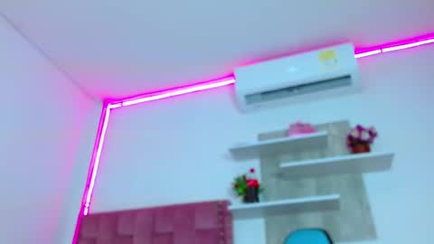 Snapshot of lucyy_start chatting on 29, 1, 2025 LUCY online show from 29, 1, 2025