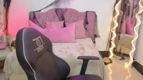 ludo_kitty_tay online show from 19, 10, 2025