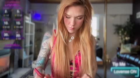 Snapshot of luebeam chatting on 13, 1, 2025 Luubeam             INSTA luubeammm TWITTER lunaisreallycu1 online show from 13, 1, 2025