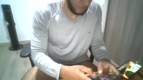 luhizu87871987 online show from 5, 11, 2025