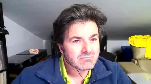 LUIGIJOHN online show from 4, 4, 2026