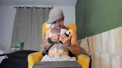 Luis AS online show from 28, 2, 2025