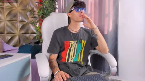 Luis AS online show from 21, 10, 2025