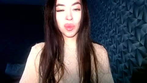 luisa lovedom online show from 18, 6, 2026