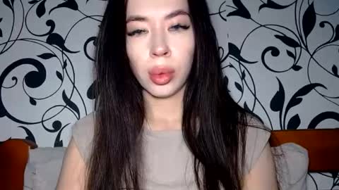 luisa lovedom online show from 13, 7, 2026