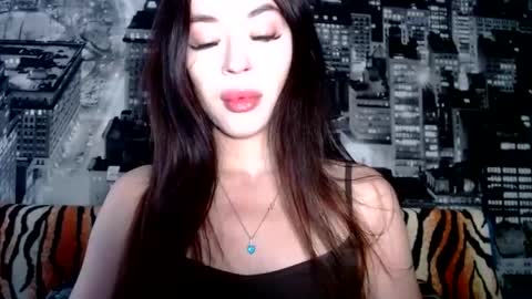 luisa lovedom online show from 7, 8, 2026