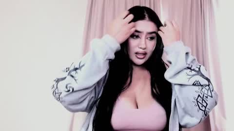 Luisa Diaz online show from 18, 5, 2026