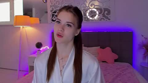 LuisaClover online show from 28, 4, 2026