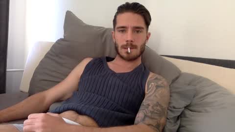 Snapshot of luisbadx chatting on 11, 1, 2025 Luis Badx online show from 11, 1, 2025