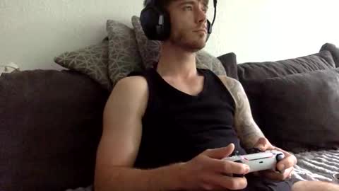 Snapshot of luisbadx chatting on 21, 9, 2025 Luis Badx online show from 21, 9, 2025