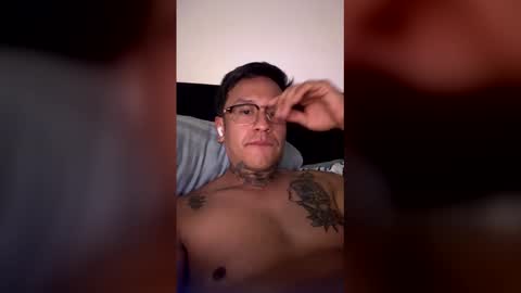 Snapshot of luisjg24hrs chatting on 26, 3, 2026 luisjg24hrs online show from 26, 3, 2026