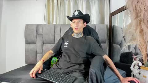 lujuriau_u online show from 23, 10, 2025