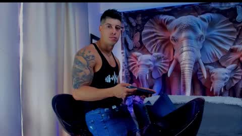 Snapshot of lukas_green1 chatting on 12, 10, 2025 Lukas Green online show from 12, 10, 2025