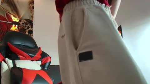 Snapshot of luke_davis01 chatting on 20, 9, 2025 LUKE online show from 20, 9, 2025