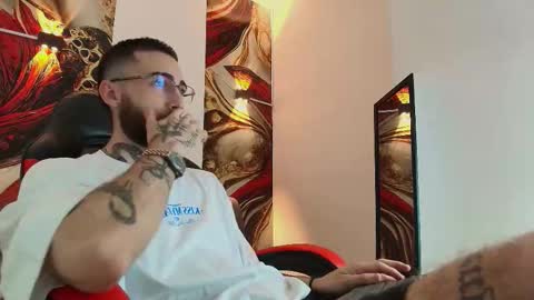 Snapshot of luke_davis01 chatting on 11, 10, 2025 LUKE online show from 11, 10, 2025