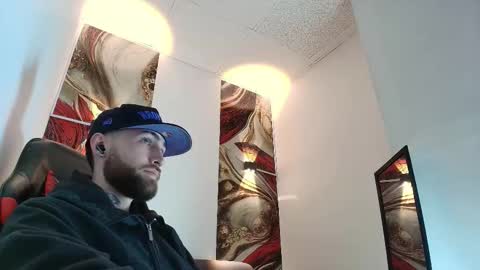 Snapshot of luke_davis01 chatting on 13, 1, 2026 LUKE online show from 13, 1, 2026