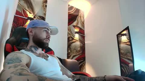 Snapshot of luke_davis01 chatting on 16, 1, 2026 LUKE online show from 16, 1, 2026