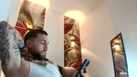 Snapshot of luke_davis01 chatting on 25, 3, 2026 LUKE online show from 25, 3, 2026