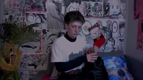 Snapshot of luke_sweet chatting on 23, 12, 2025 Luke online show from 23, 12, 2025