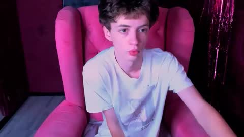 Snapshot of luke_sweet chatting on 11, 1, 2026 Luke online show from 11, 1, 2026