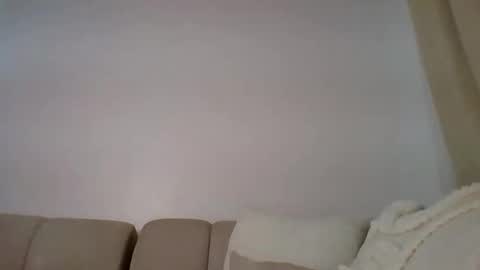 lulanah_ online show from 22, 3, 2026