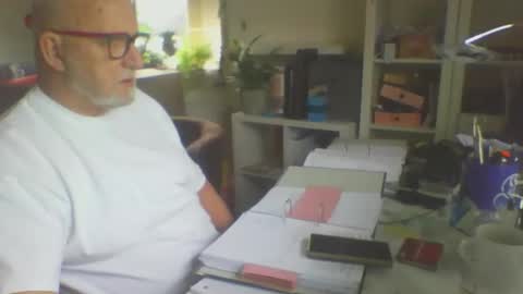 Snapshot of luley58 chatting on 6, 5, 2026 luley58 online show from 6, 5, 2026