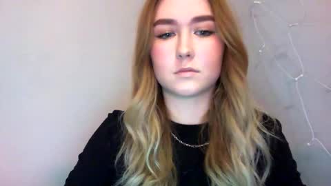 Snapshot of lulu_baby1 chatting on 2, 2, 2025 Lulu Baby18 online show from 2, 2, 2025