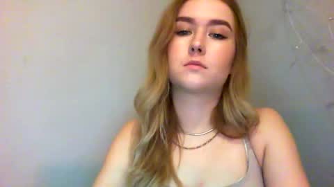 Snapshot of lulu_baby1 chatting on 2, 2, 2025 Lulu Baby18 online show from 2, 2, 2025