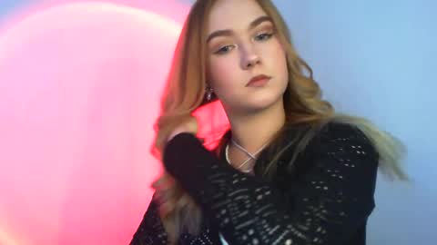 Snapshot of lulu_baby1 chatting on 8, 2, 2025 Lulu Baby18 online show from 8, 2, 2025