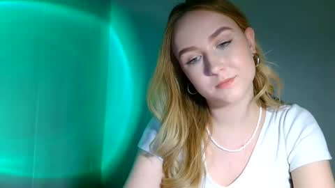 Snapshot of lulu_baby1 chatting on 4, 3, 2025 Lulu Baby18 online show from 4, 3, 2025