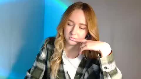 Snapshot of lulu_baby1 chatting on 7, 3, 2025 Lulu Baby18 online show from 7, 3, 2025