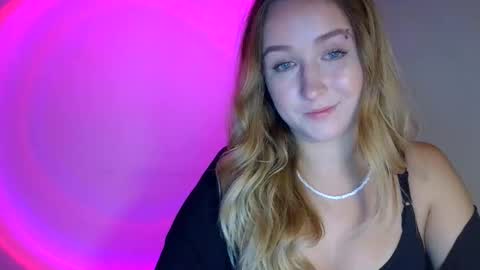 Snapshot of lulu_baby1 chatting on 10, 9, 2025 Lulu Baby18 online show from 10, 9, 2025