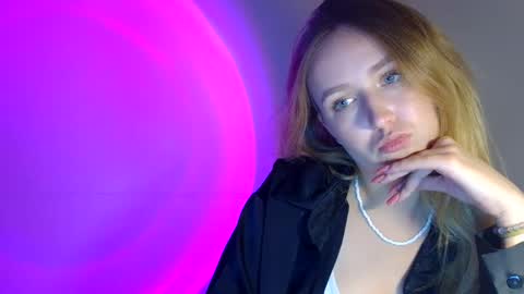 Snapshot of lulu_baby1 chatting on 2, 10, 2025 Lulu Baby18 online show from 2, 10, 2025