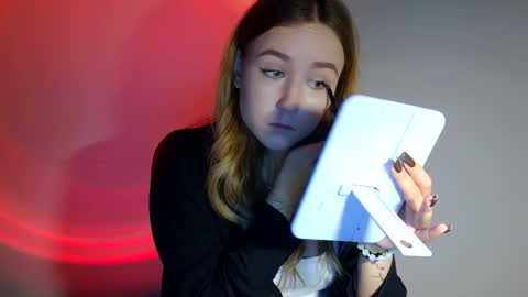 Snapshot of lulu_baby1 chatting on 19, 10, 2025 Lulu Baby18 online show from 19, 10, 2025