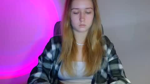 Snapshot of lulu_baby1 chatting on 30, 10, 2025 Lulu Baby18 online show from 30, 10, 2025