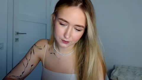 Lulu Baby18 online show from 10, 5, 2026