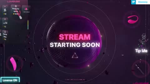 Snapshot of luluubloomm chatting on 15, 11, 2025 Lulu online show from 15, 11, 2025