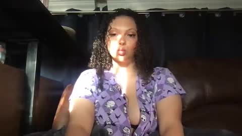 Snapshot of luluvalenttine chatting on 13, 3, 2026 LuLu Valenttine Hot Sexy HawaiianCape Verde online show from 13, 3, 2026