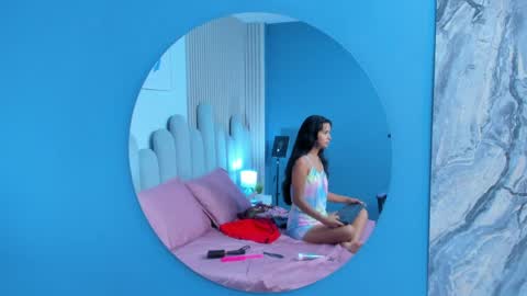 luly_dreams online show from 12, 4, 2026