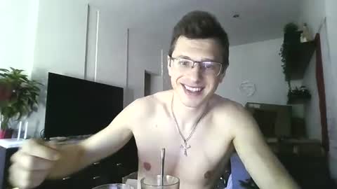 Andrew independent model 2000-0000 CET daily online show from 25, 6, 2026