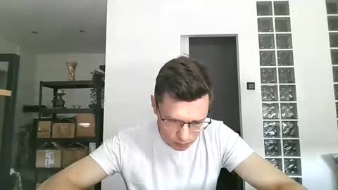 Andrew independent model 2000-0000 CET daily online show from 4, 8, 2026