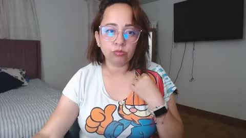 Snapshot of lumi_84 chatting on 2, 2, 2025 LUMI     online show from 2, 2, 2025