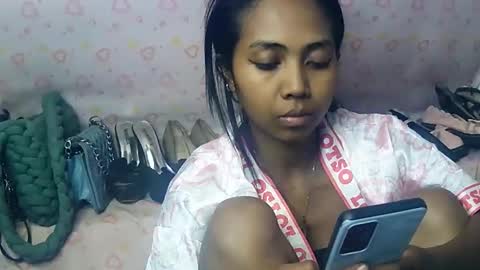 Luna online show from 4, 6, 2026