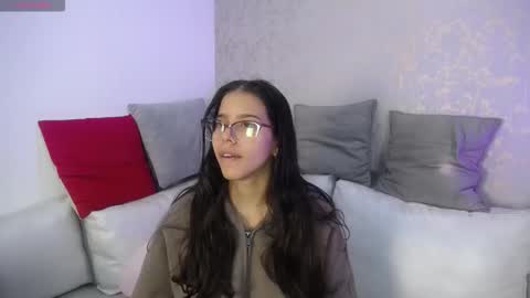 Luna And Titan  online show from 4, 2, 2026