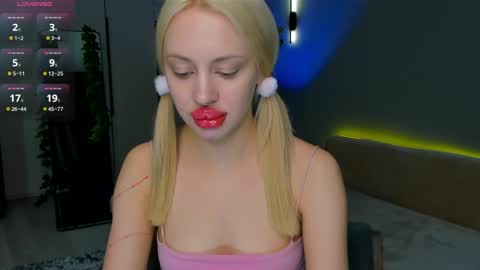 Snapshot of luna_beverly chatting on 18, 3, 2026 luna_beverly online show from 18, 3, 2026